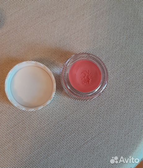 Блеск для губ, румяна, хайлайтер Yves Rocher