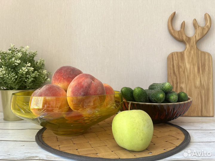Ваза для фруктов цветное стекло салатник СССР