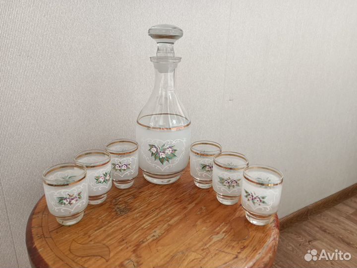 Графин хрустальный с рюмками