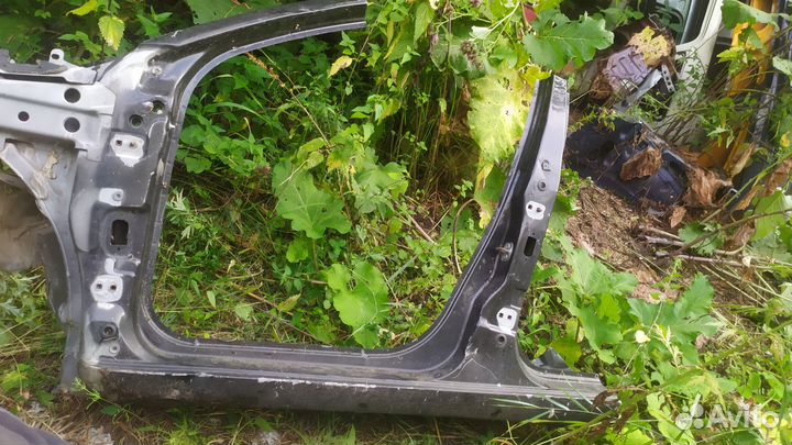 Renault megane 2 порог левый со стойками