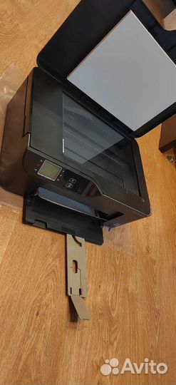 Цветной струйный принтер мфу