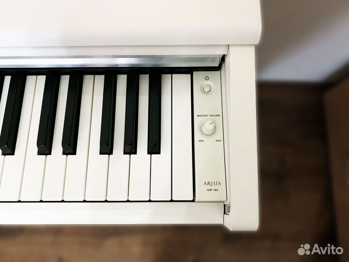 Цифровое пианино Yamaha ydp-144 (Комплект)