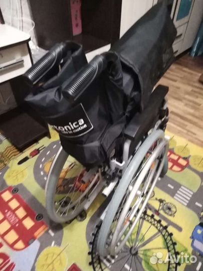 Инвалидная коляска