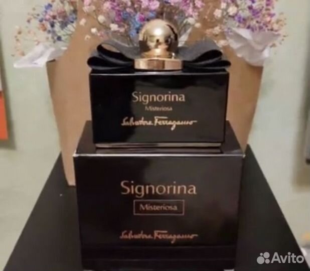 Salvatore Ferragamo Signorina Misteriosa