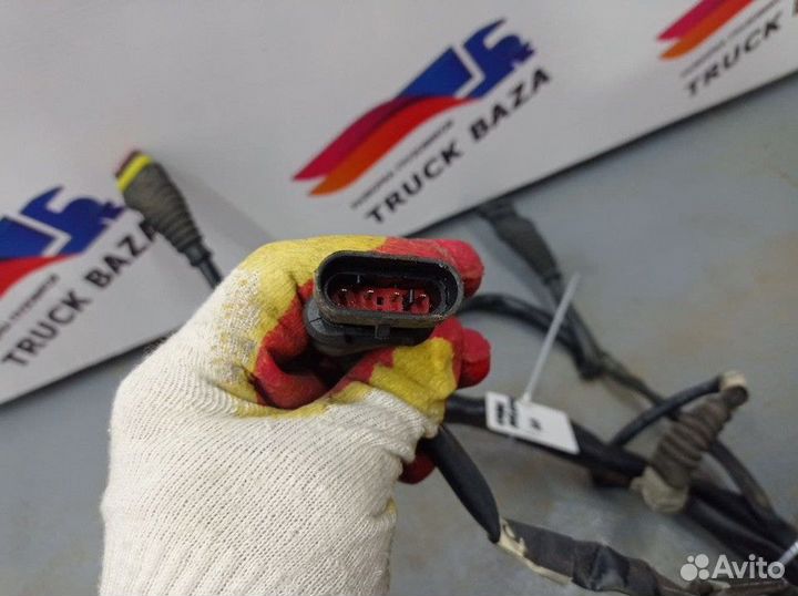 1807306 Проводка AdBlue Daf XF105