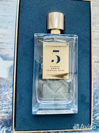 Парфюм Sensual Musk от Rosendo Mateu