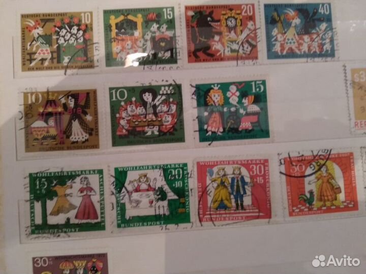 Большой альбом с марками