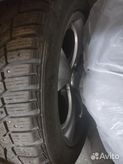 R17 Gislaved Frost 225/50, PCD 5x112 DIA 66.6
