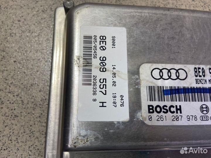 Блок управления двс Audi A4 2002 г