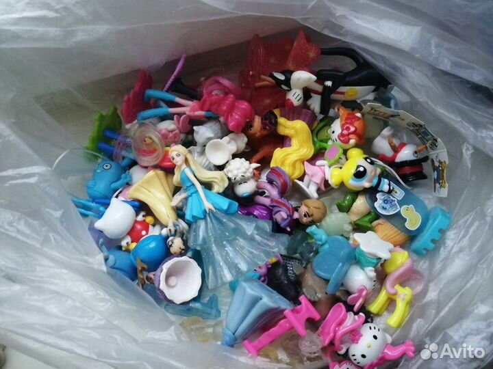 Игрушки из Киндера (kinder)