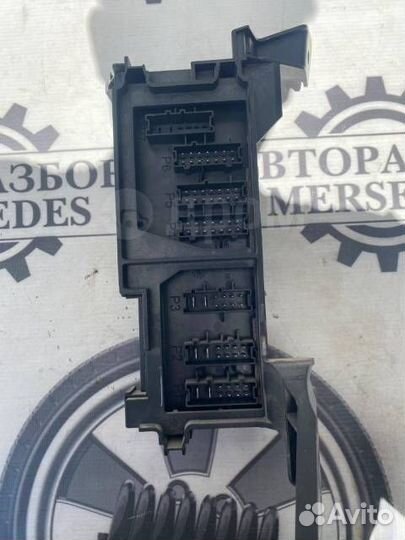 Блок предохранителей Mercedes Benz w164