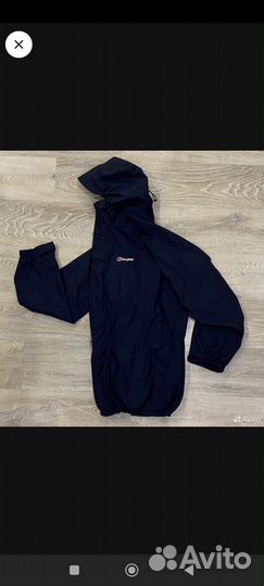 Ветровка berghaus aq2
