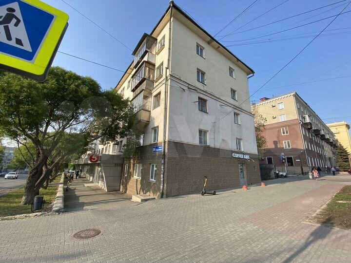 Продам торговое помещение, 672 м²