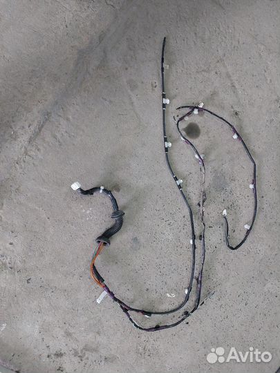 Проводка двери багажника Toyota prado 120