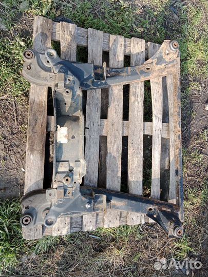 Jaguar x type подрамник передний