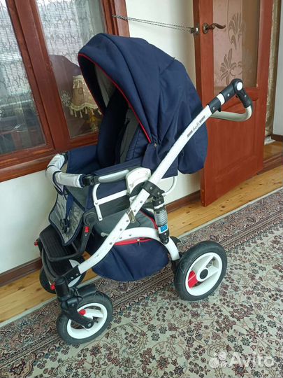 Прогулочная коляска 3в1