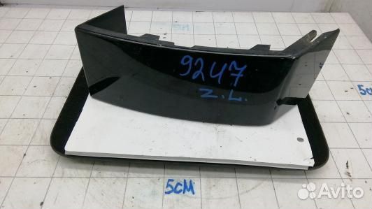 Ус под фонарь левый volvo XC90 1 (92U07YL01)