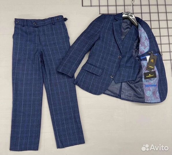 Школьный костюм для мальчика тройка