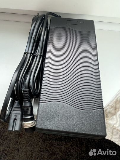 Зарядное устройство 66.4V-1.75A dualtron