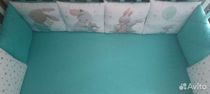 Комплект в кроватку, бортики подушки. Новый)