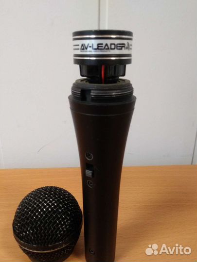 Динамический вокальный микрофон AV-Leader