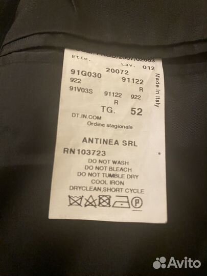 Мужской классический костюм черный Италия