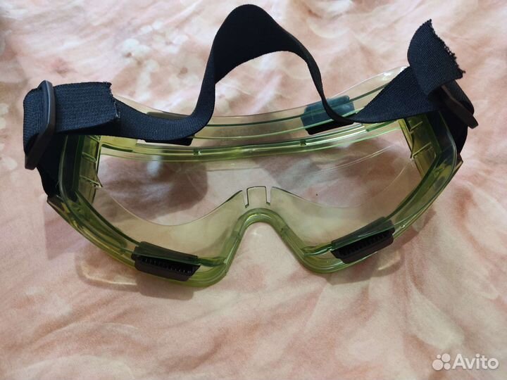 Очки защитные