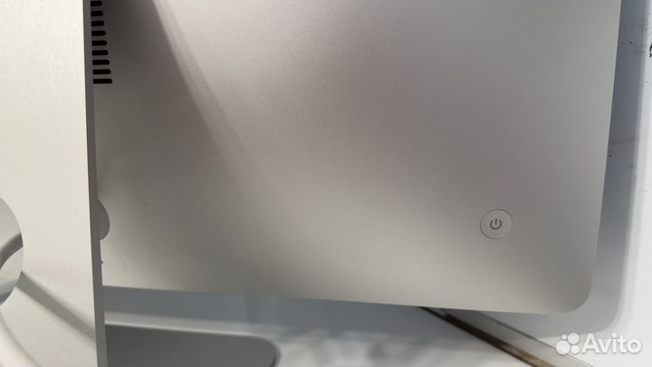 Apple iMac 21.5 2015 года 8gb, 1TB