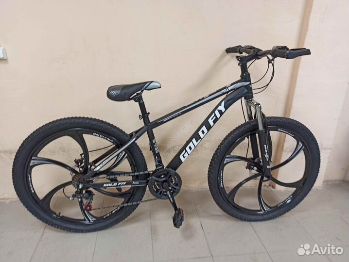 Велосипед новый горный