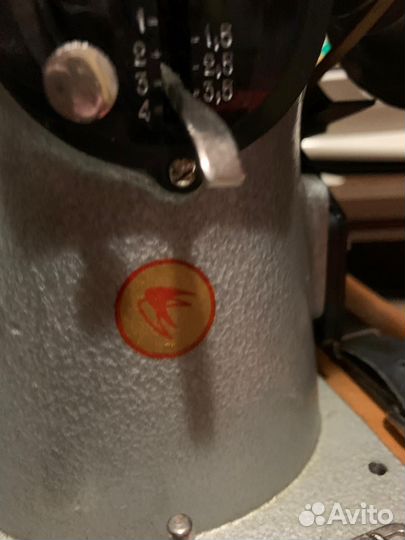 Электрическая швейная машина