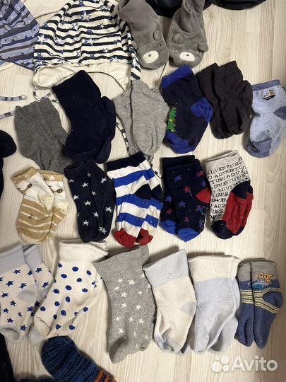 Шапочки, носочки, полотенце, варежки