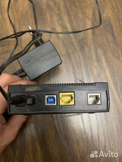 Модем ZyXel P-600