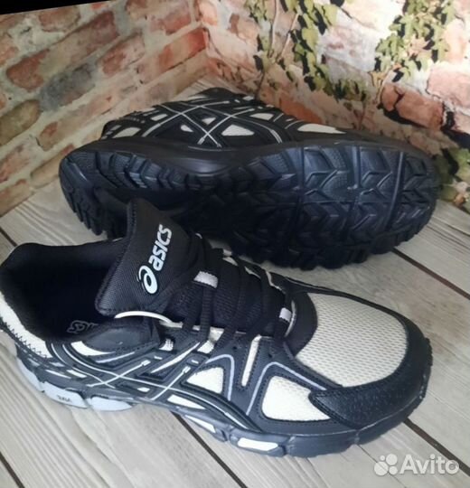 Кроссовки мужские Asics Gel Kahana 8