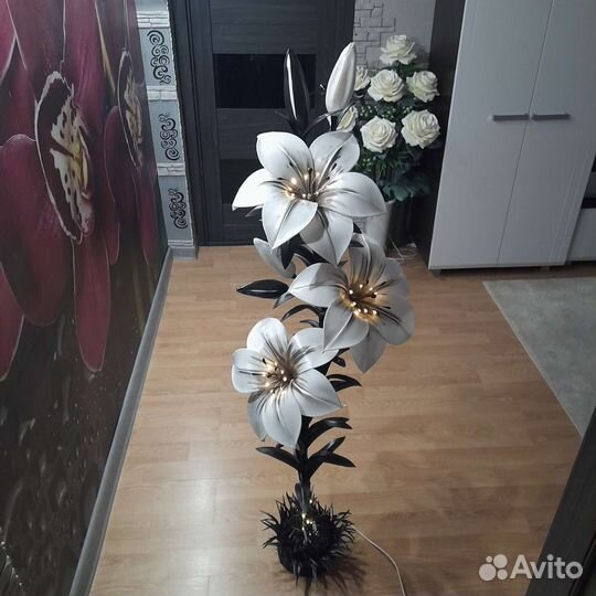 Торшеры напольные 