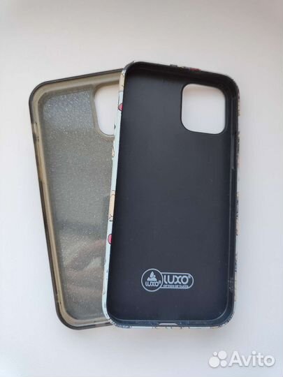 Чехол на iPhone 12