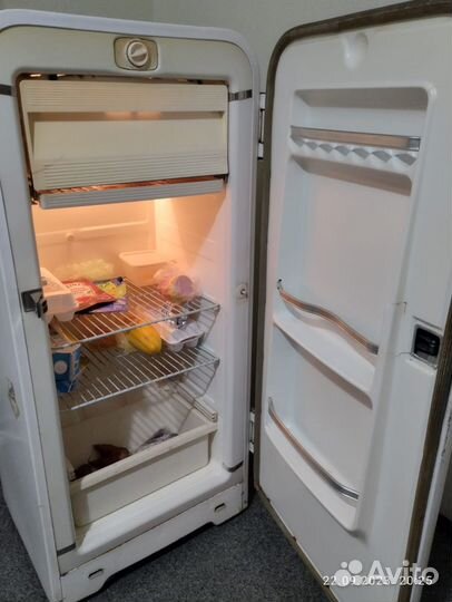 Холодильник юрюзань СССР