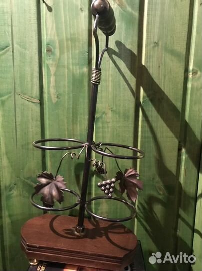 Подставка под вино