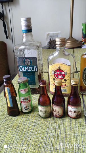 Бутылка ёмкость кувшин ваза стекло