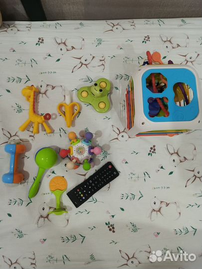 Развивающие игрушки пакетом