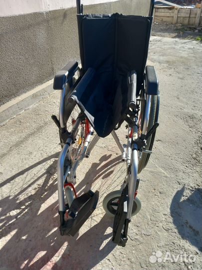 Инвалидная коляска, новая