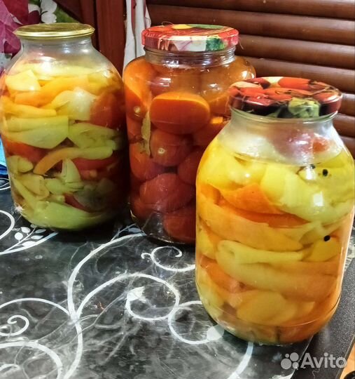 Перец, помидоры домашние