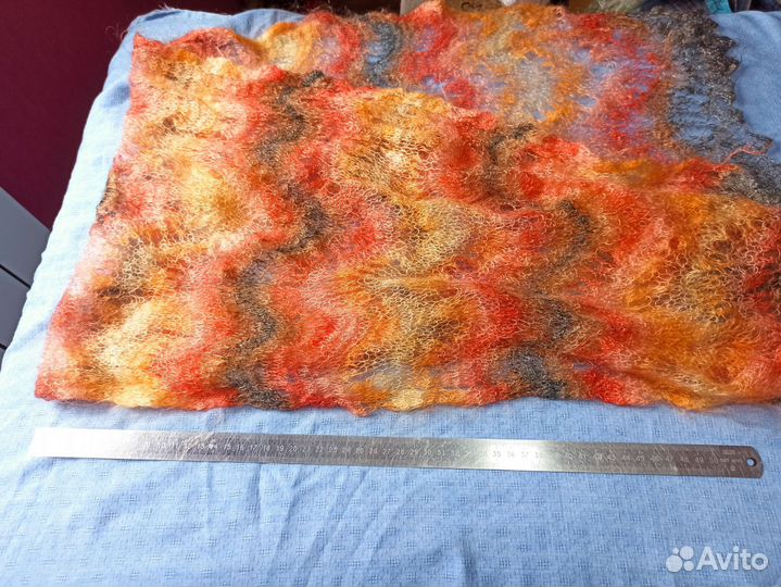 Шаль вязаная. Ручная работа