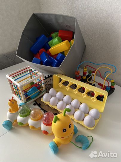 Развивающие игрушки