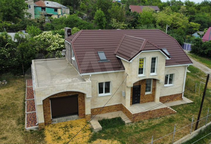 Дом 180 м² на участке 5,5 сот.