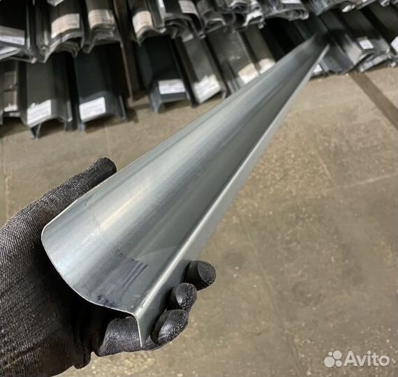 Порог Iveco Daily 1999-2006 (200см) (1мм)