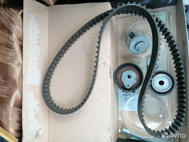 Ремень грм и ролики шкиф болт