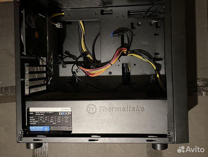 Корпус Thermaltake Versa H17 + бп