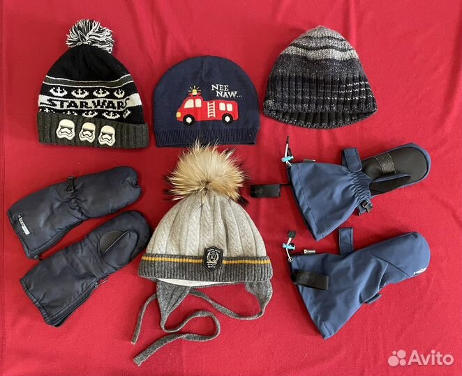 Шапка для мальчика и варежки зимние