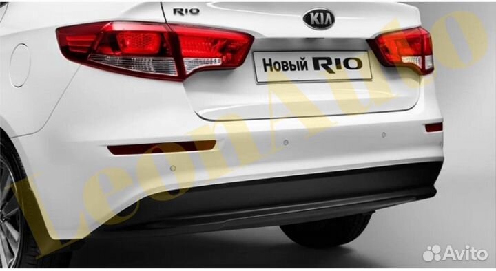 Крышка багажника Kia Rio 3 11-17 Белая