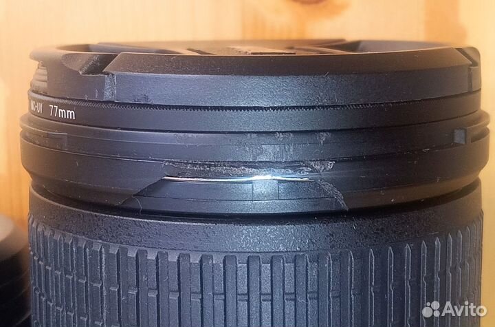 Nikon 18-300mm 3.5-5.6 скол